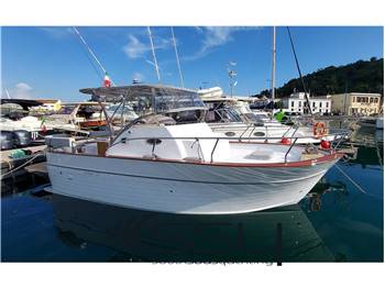 CANTIERI TIRRENIA gozzo VIVEUR 28 CABIN