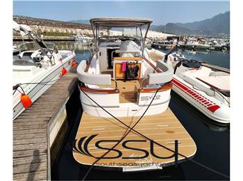 CANTIERI TIRRENIA gozzo VIVEUR 28 CABIN