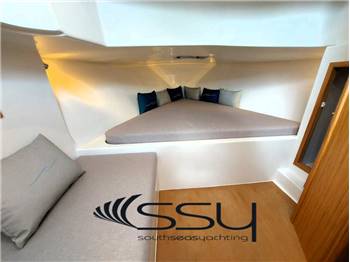 CANTIERI TIRRENIA gozzo VIVEUR 28 CABIN
