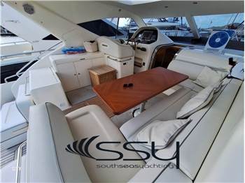 UNIESSE 48 HARD TOP