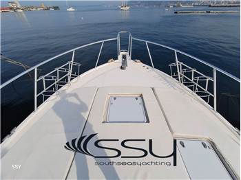 CABO YACHT 43 Flybridge