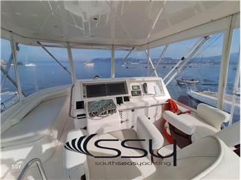 CABO YACHT 43 Flybridge