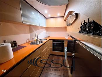 PERSHING 72