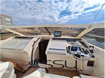 PRINCESS V 55