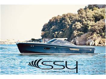 CAMPER & NICHOLSON ENDEAVOUR 42
