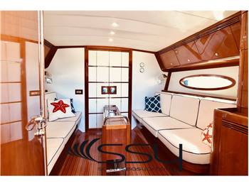 CAMPER & NICHOLSON ENDEAVOUR 42