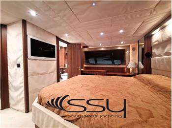 SUNSEEKER PREDATOR 64
