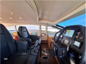 PERSHING 72