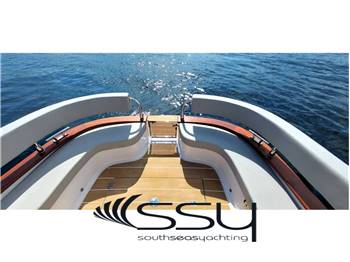 CANTIERI TIRRENIA gozzo VIVEUR 28 CABIN
