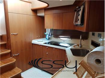 SUNSEEKER PREDATOR 72