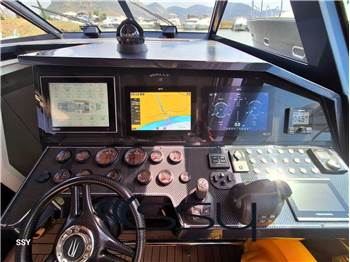 WALLY POWER 47