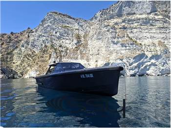 WALLY POWER 47