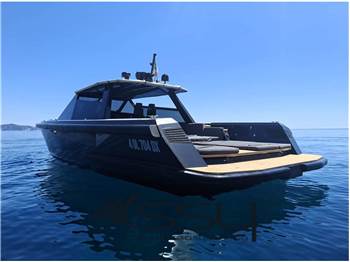 WALLY POWER 47