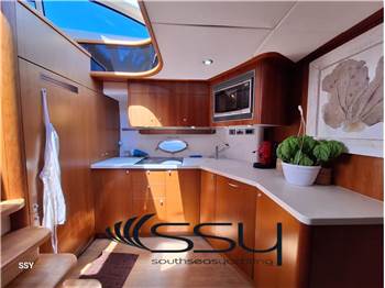 SUNSEEKER PREDATOR 72