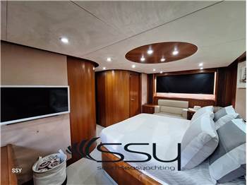 SUNSEEKER PREDATOR 72