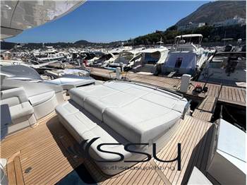 PERSHING 64