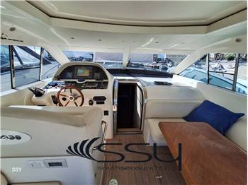 UNIESSE 48 HARD TOP