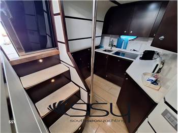 UNIESSE 48 HARD TOP