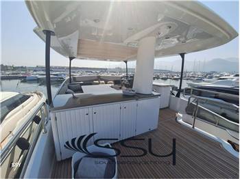 AZIMUT MAGELLANO 66