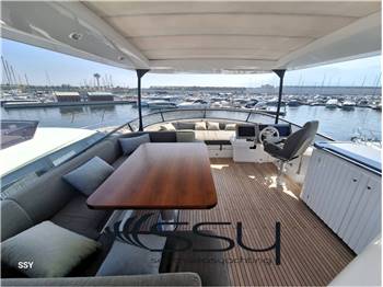 AZIMUT MAGELLANO 66