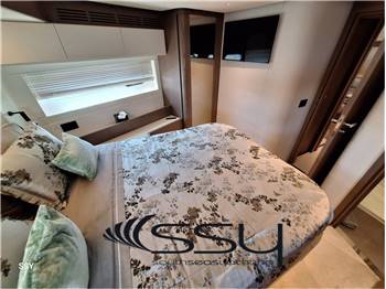 AZIMUT MAGELLANO 66
