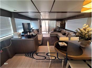 AZIMUT MAGELLANO 66