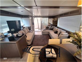 AZIMUT MAGELLANO 66