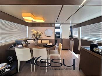 AZIMUT MAGELLANO 66