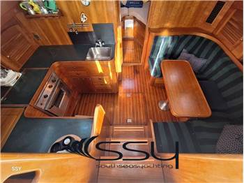 SABRELINE 36 Express Cruiser