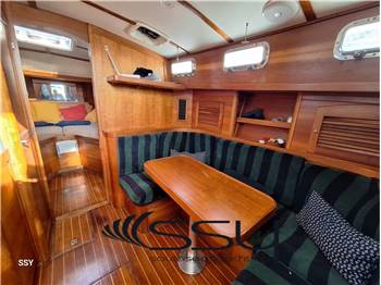 SABRELINE 36 Express Cruiser