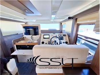 CRANCHI T43 Eco Trawler