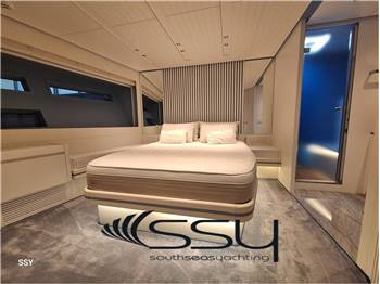 ARCADIA YACHTS SHERPA 80 XL