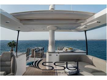 AZIMUT MAGELLANO 66