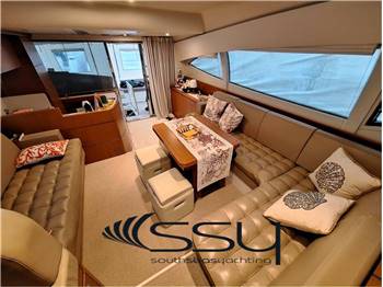 FERRETTI 530