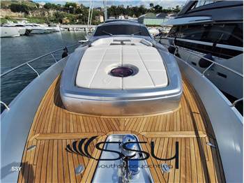 PERSHING 82 VHP