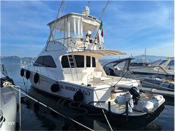CABO YACHT 43 Flybridge