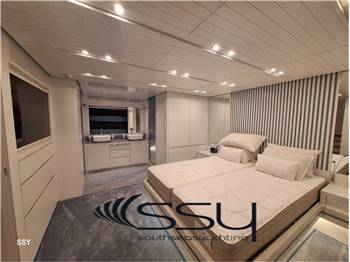 ARCADIA YACHTS SHERPA 80 XL