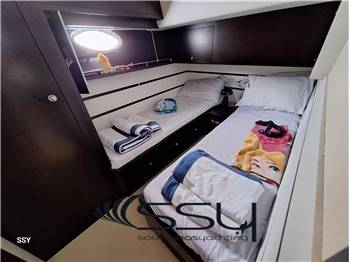 UNIESSE 48 HARD TOP