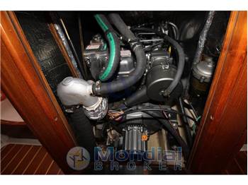 Hunter Marine 386