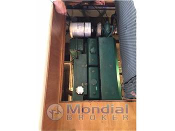 Raffaelli Typhoon Fly 32