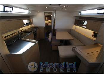 Beneteau Oceanis 45