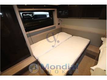 Azimut Atlantis 51