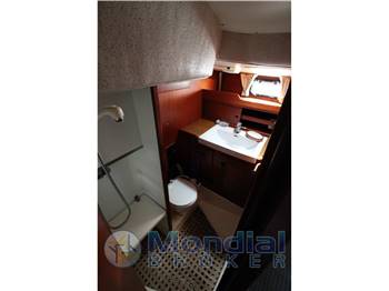 Hallberg Rassy 42