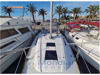 Beneteau Oceanis 35.1