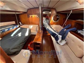 Beneteau First 38