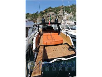 Cranchi A46 Luxury Tender
