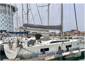 Solaris Yachts Solaris 40