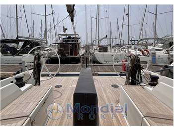 Solaris Yachts Solaris 40