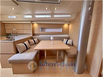 Solaris Yachts Solaris 40