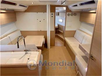 Solaris Yachts Solaris 44